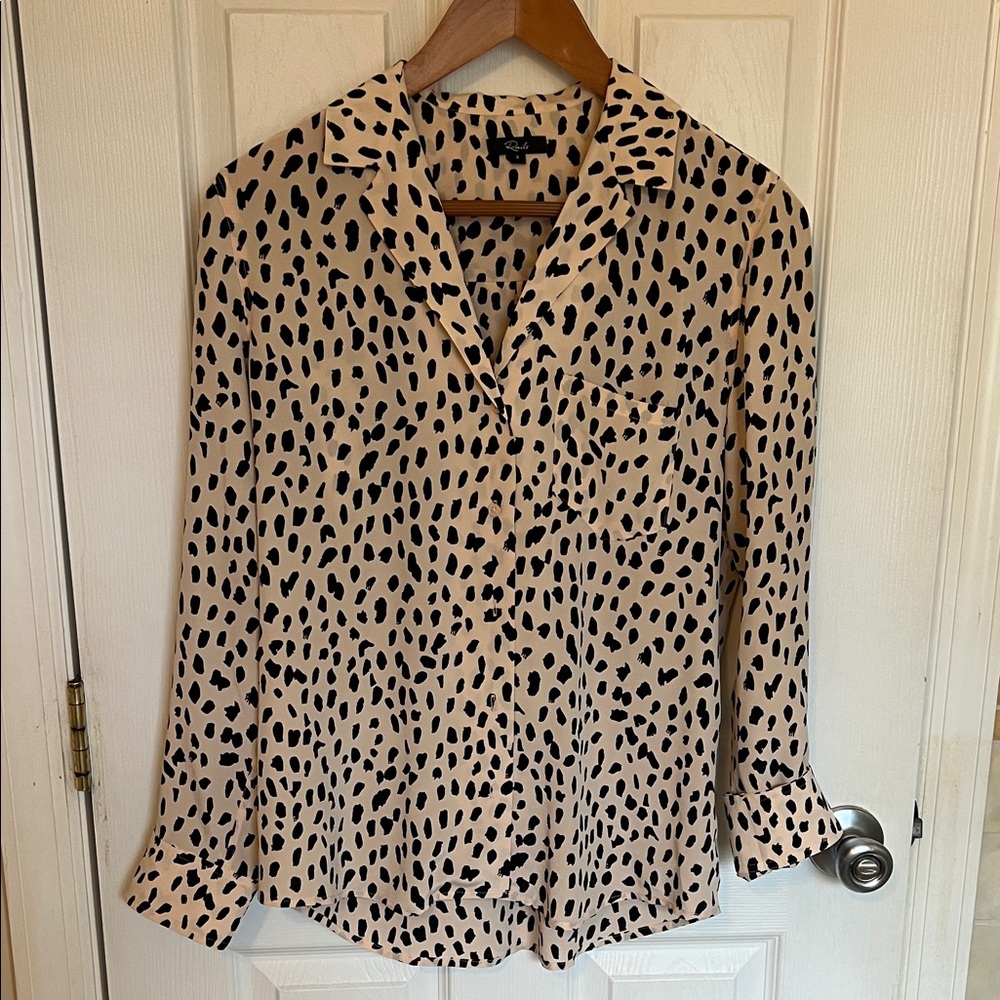 RAILS Silk Leopard Print Button-Up Blouse size Small EUC